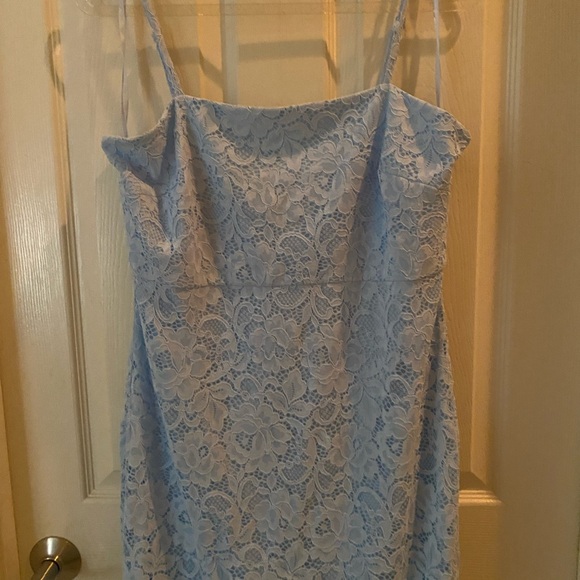 BHLDN  MARIA SLEEVELESS LACE MIDI DRESS in light blue - Picture 9 of 16